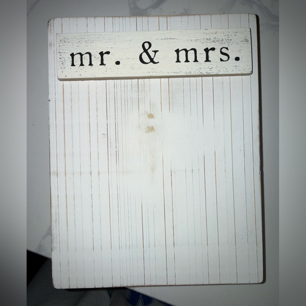Mud Pie Mr. & Mrs. Magnetic picture frame